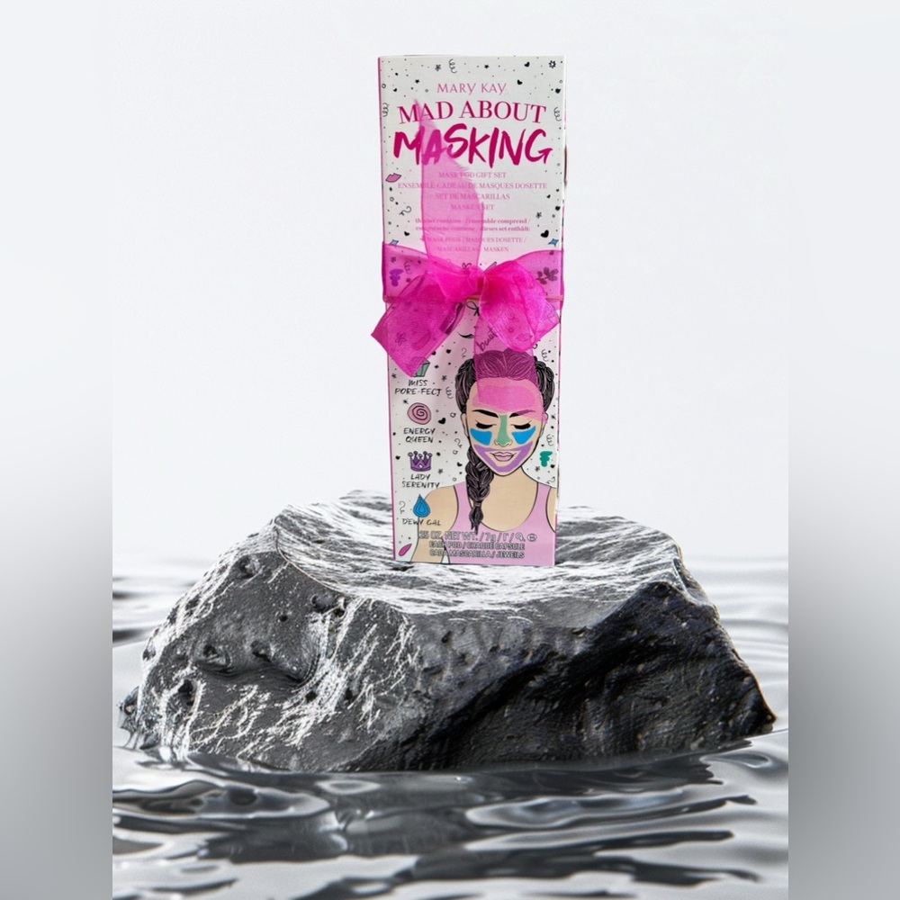 MARY KAY Limited Edition Mad About Masking With Mask Applicator Brush ✨NIB✨